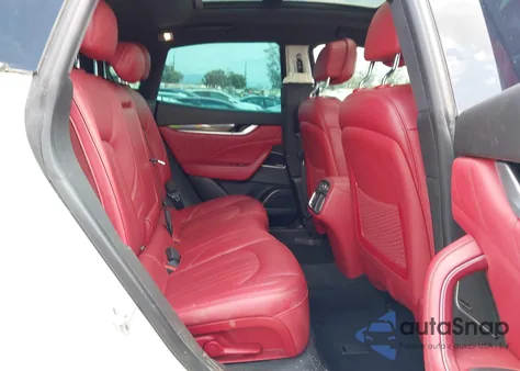 2019 Maserati Levante Granlusso из США, поврежденный, VIN ZN661XUL4KX334335